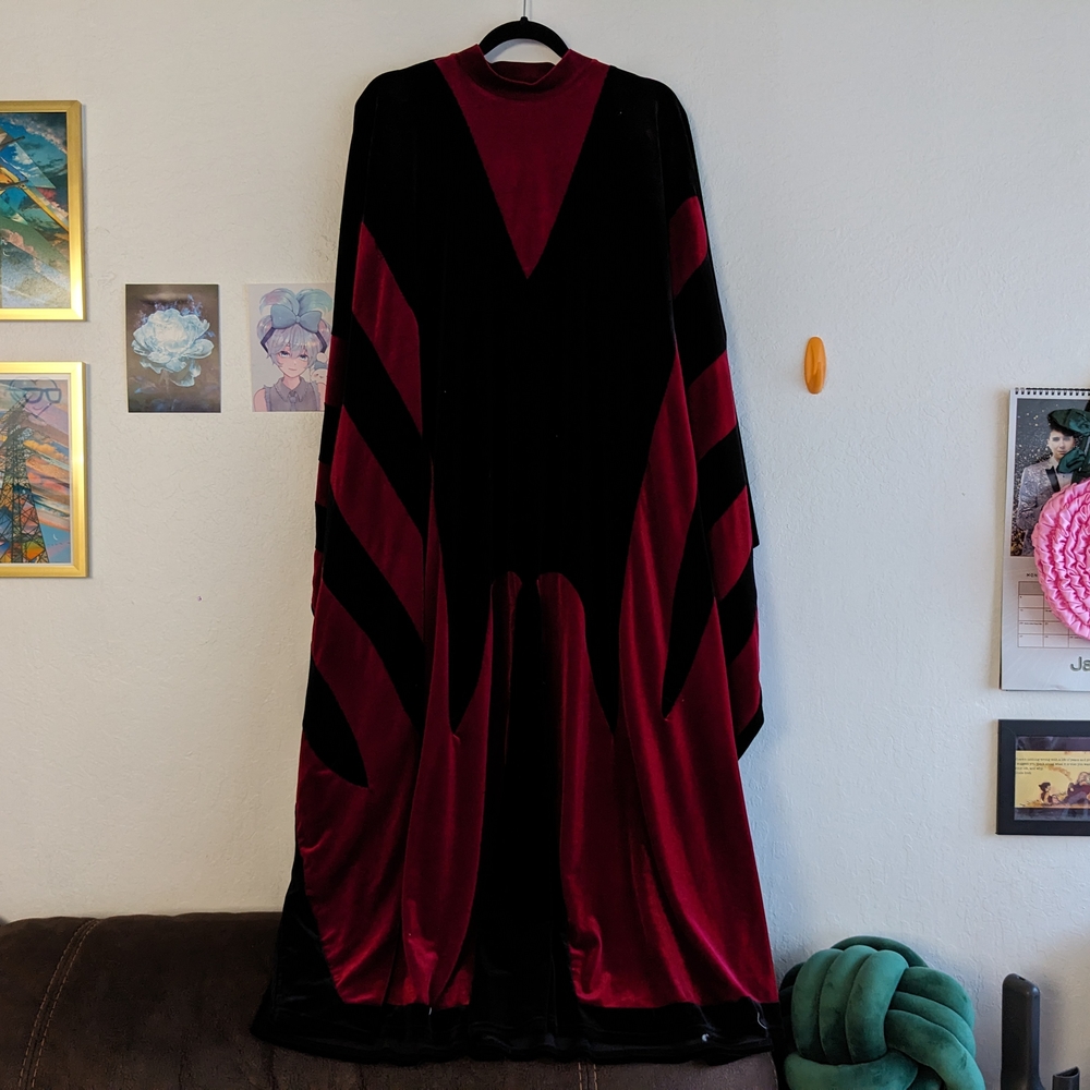 Manos Cape